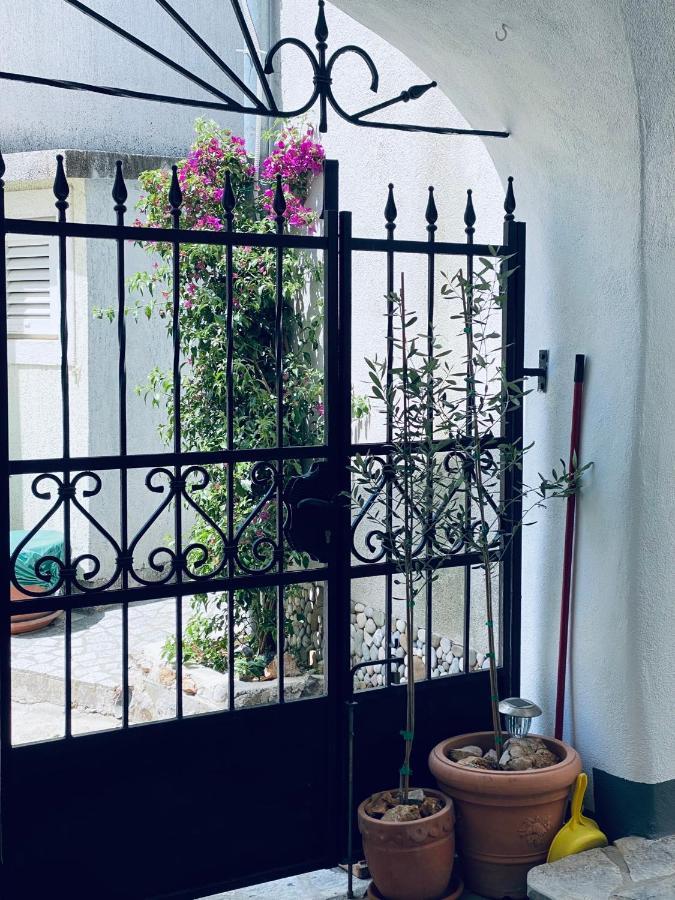 Apartments Getruda Krk Town Εξωτερικό φωτογραφία