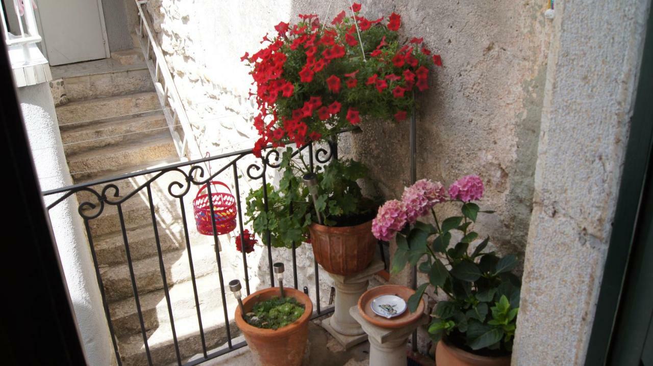 Apartments Getruda Krk Town Εξωτερικό φωτογραφία